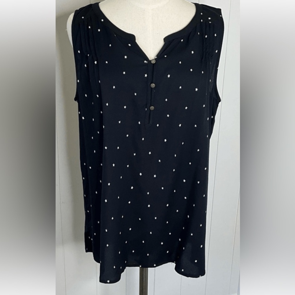 Sonoma Dark Navy Sleeveless Top with Star Pattern